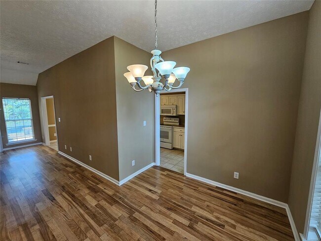 Building Photo - 364 Homewood Dr