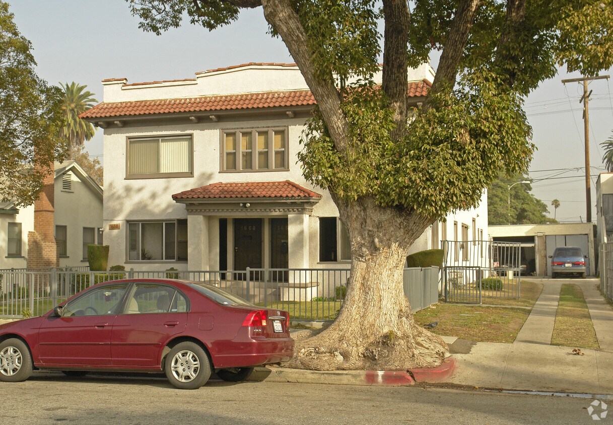 Foto principal - 1658 S Van Ness Ave