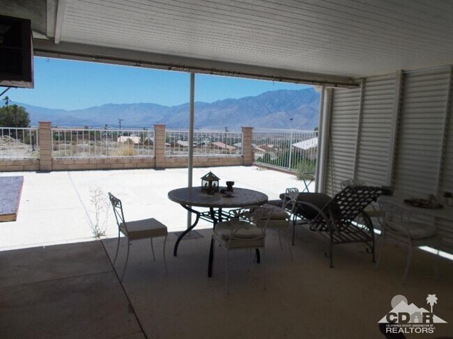 Foto del edificio - 66778 Mission Lakes Blvd