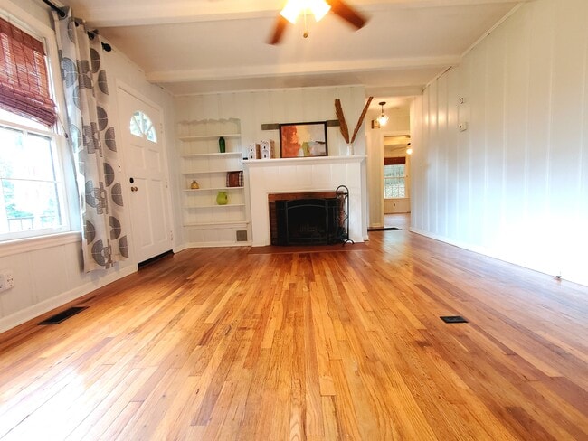 Photo - 829 Texas Ave House