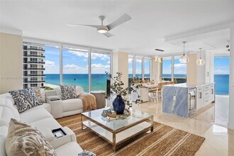 Building Photo - 4775 Collins Ave