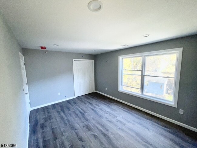 Building Photo - 307 Caldwell Ave