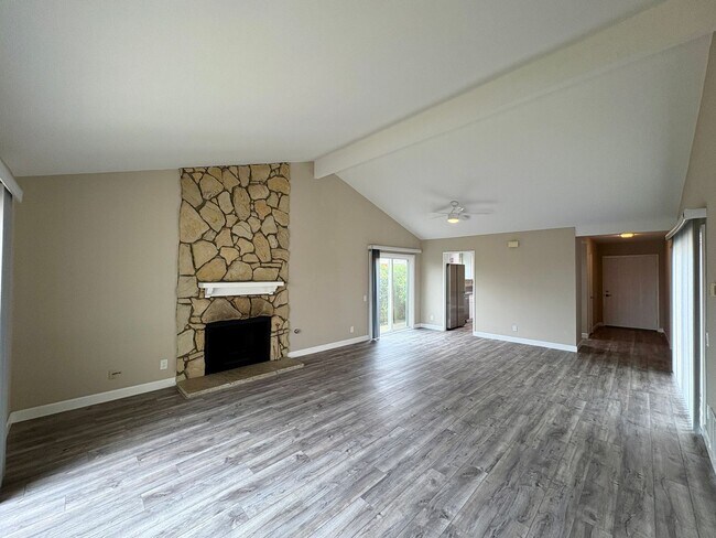 Building Photo - Single Story 3 Bedroom House in Carlsbad