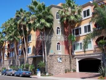 Primary Photo - 840 Turquoise St