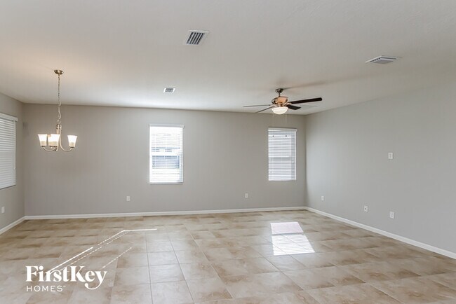 Foto del edificio - 740 Remington Green Dr SE