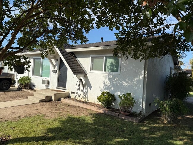 Building Photo - 1101 S Ham Ln