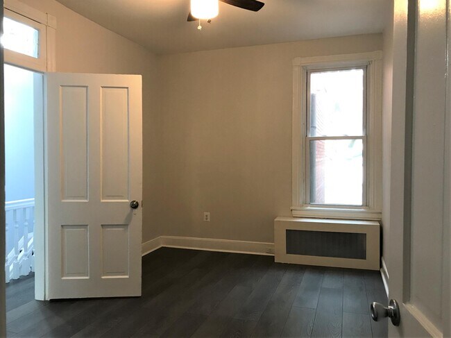 Foto del edificio - 725 7th St NE