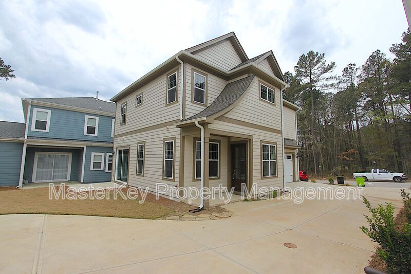 Foto principal - 170 Cotten Dr
