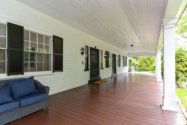 Foto del edificio - 135 Bridge St