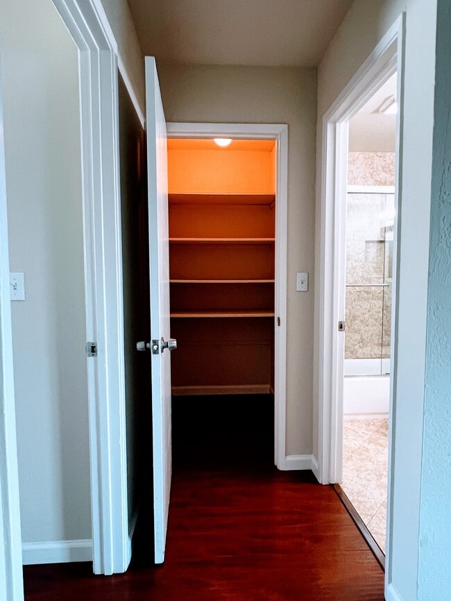 Building Photo - 620 Gamma Ct