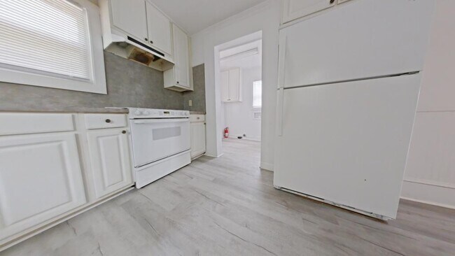 Foto del edificio - 927 E Dayton Ave