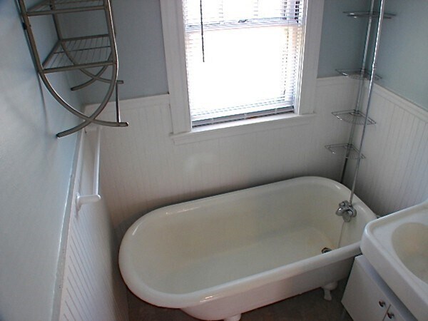 Building Photo - 49 Marlboro St
