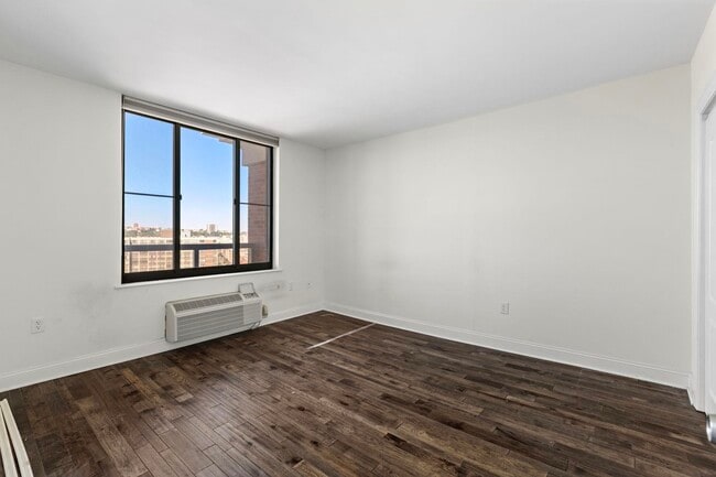 Foto del edificio - 415 Newark St.