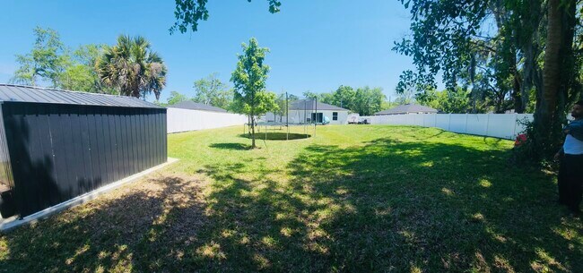 Foto del edificio - 14416 Gossett St