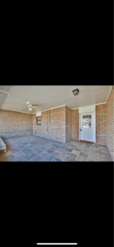 Foto del edificio - 606 W Ridge Dr