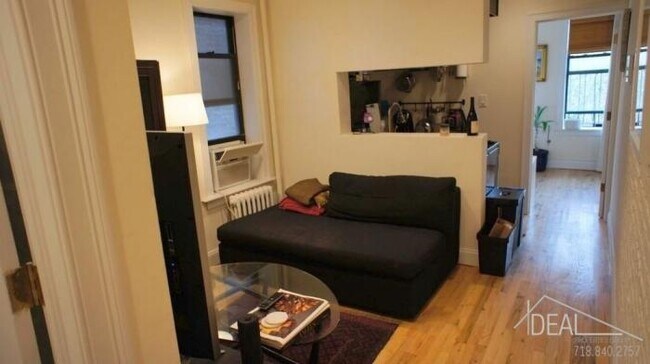 Building Photo - 1 bedroom in manhattan NY 0