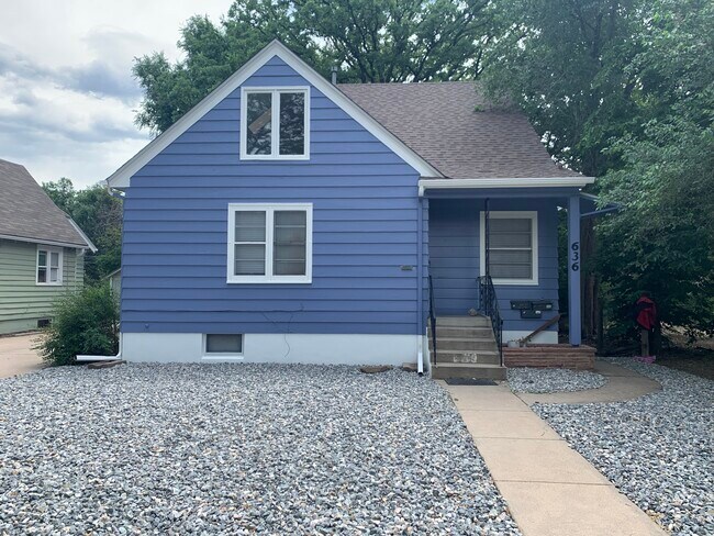 Exterior frontal - 636 S Loomis Ave