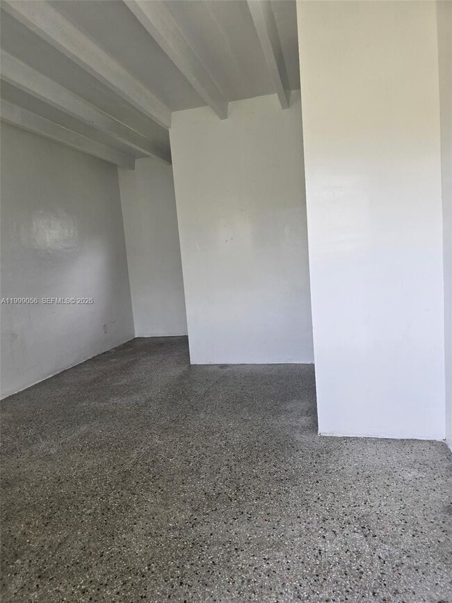 Building Photo - 260 SW 11th Ave