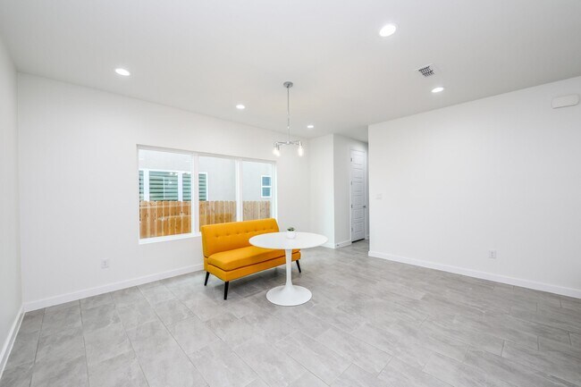 Foto del edificio - 108 Deer Path Lp