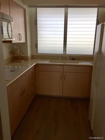 Building Photo - 1212 Punahou St