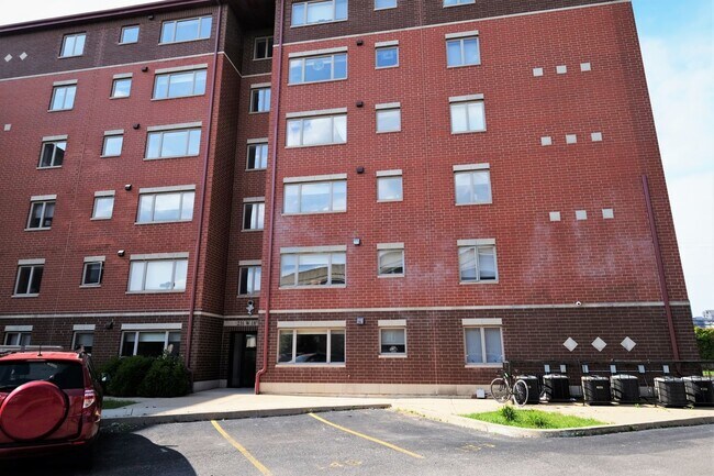 Foto del edificio - 231 W 18th St