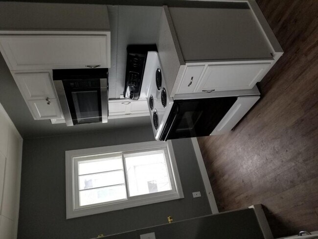Building Photo - 11 Morris St Apt 3