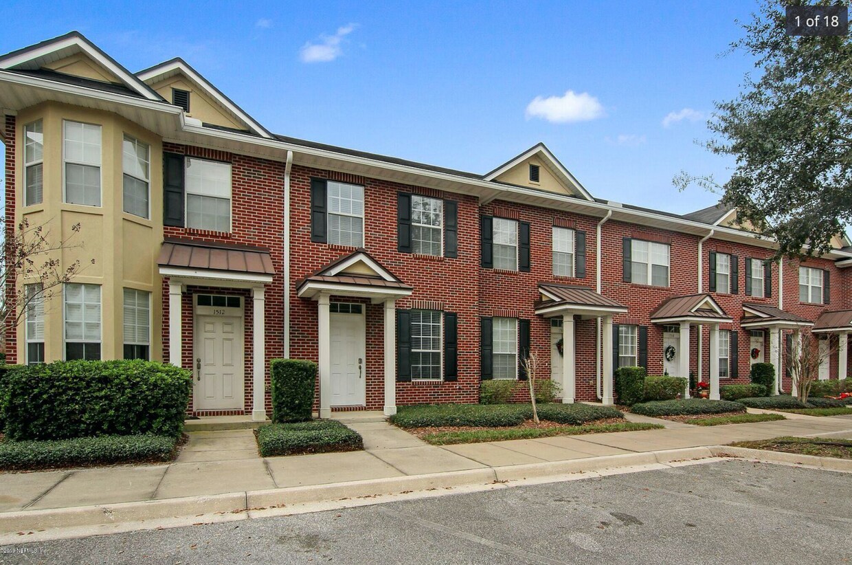 Foto principal - 1514 Fieldview Dr
