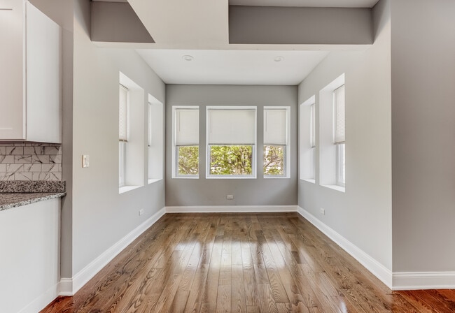 Building Photo - 1321 S Millard Ave