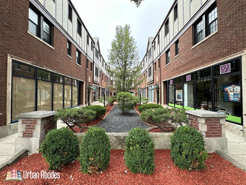 Foto principal - 894 Green Bay Rd