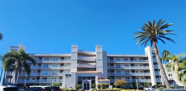 Foto del edificio - 5901 Bahia Del Mar Cir N