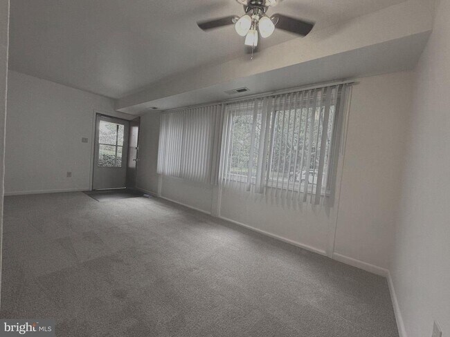 Building Photo - 908 Taney Ave