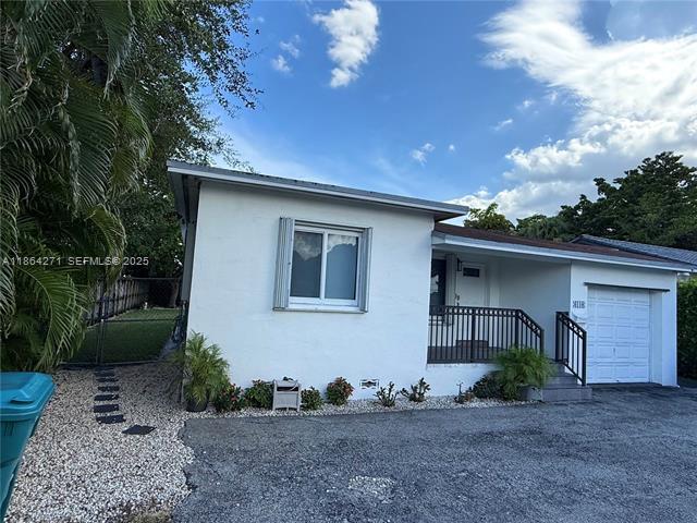 Foto del edificio - 6110 Coral Wy