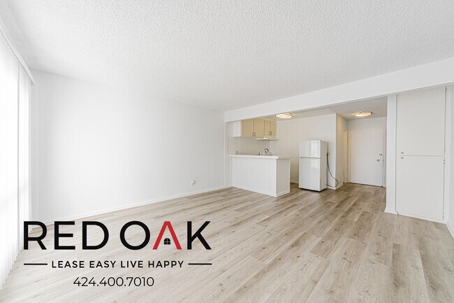 Foto del edificio - 21315 Roscoe Blvd