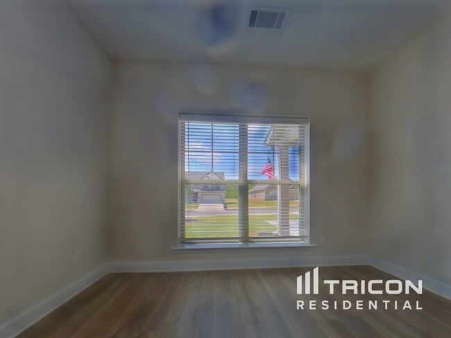 Foto del edificio - 474 Cantrell Dr
