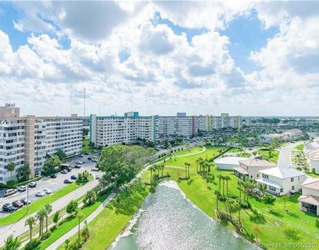 950 Hillcrest Dr Unit 101, Hollywood, FL 33021 Condo for Rent in