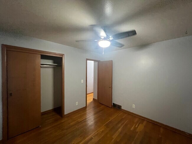 Foto del edificio - 1306 N 28th St