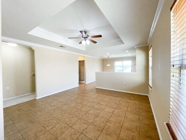 Foto del edificio - Inviting 3 Bedrooms, 2 Bathrooms Home in W...