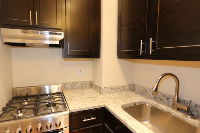 Foto del edificio - 615 W Patterson Ave