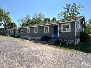 Building Photo - 2405 Franklin St