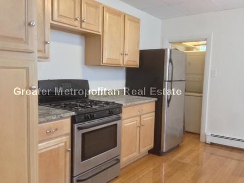 Foto del edificio - 764 E 8th St