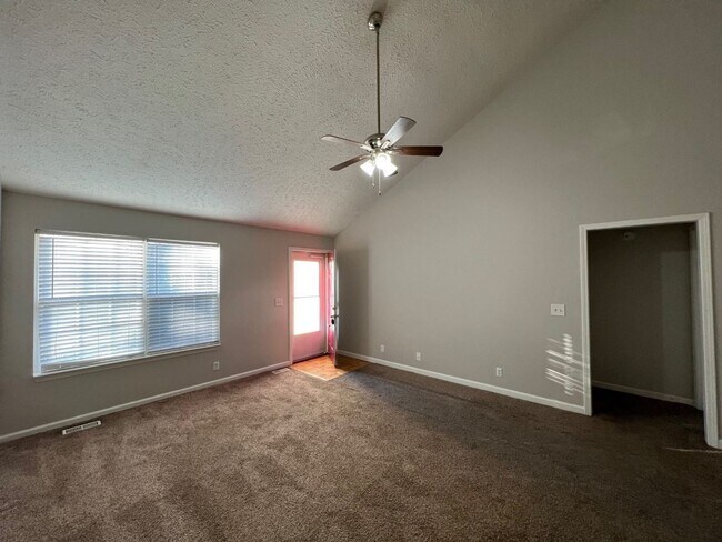 Building Photo - 3 br, 2 bath House - 1706 Battleground Dr