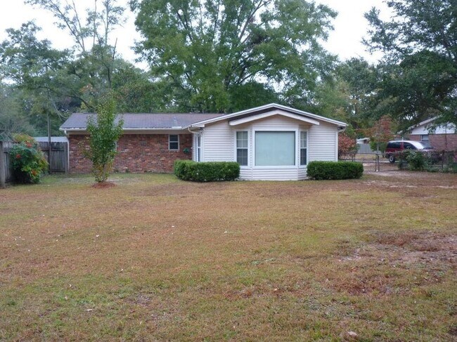 back of house - 1414 Texas Pky