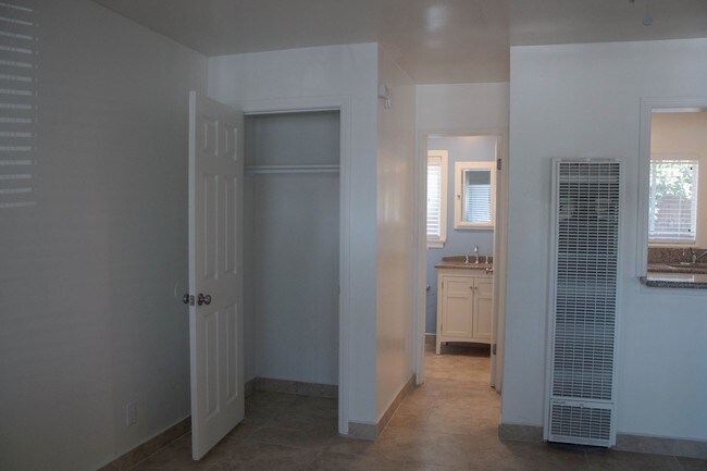 newport mesa apartment homes