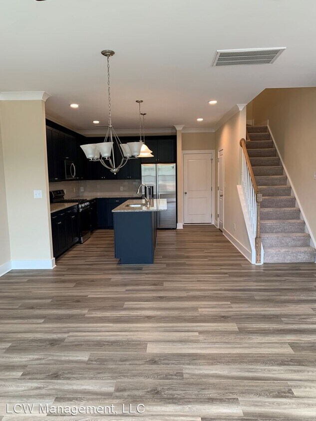 Primary Photo - 3 br, 2.5 bath House - 1771 Welden Village...