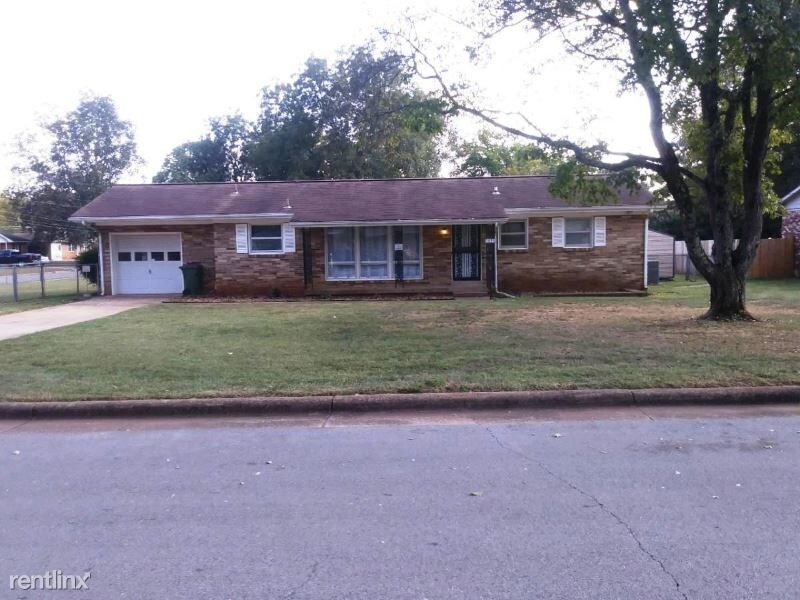 Primary Photo - 3 br, 2 bath House - 3022 Thurman Rd