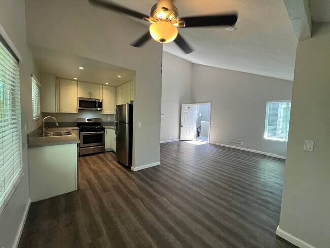 Foto del edificio - Warner7561-7571