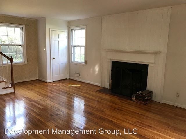 Building Photo - 2310 Pickwick Rd