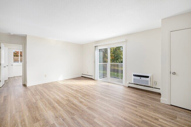 Foto del edificio - Parkway Apartments