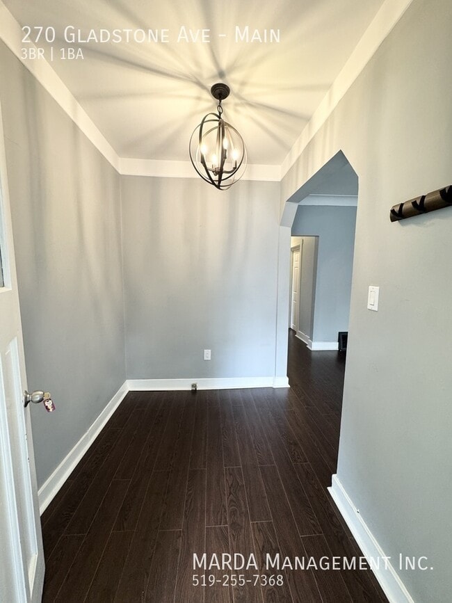 Building Photo - SPACIOUS 3 BED /1 BATH MAIN FLOOR UNIT IN WALKERVILLE + HYDRO & GAS
