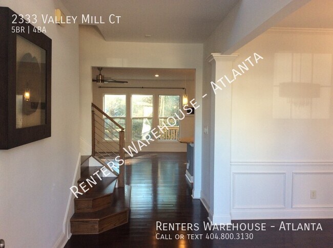 Building Photo - Lovely home in Buford